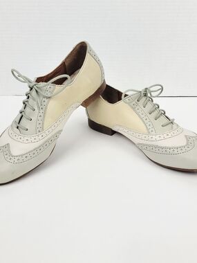 Born Two-Tone Ivory and Light Gray Leather Oxford Flats